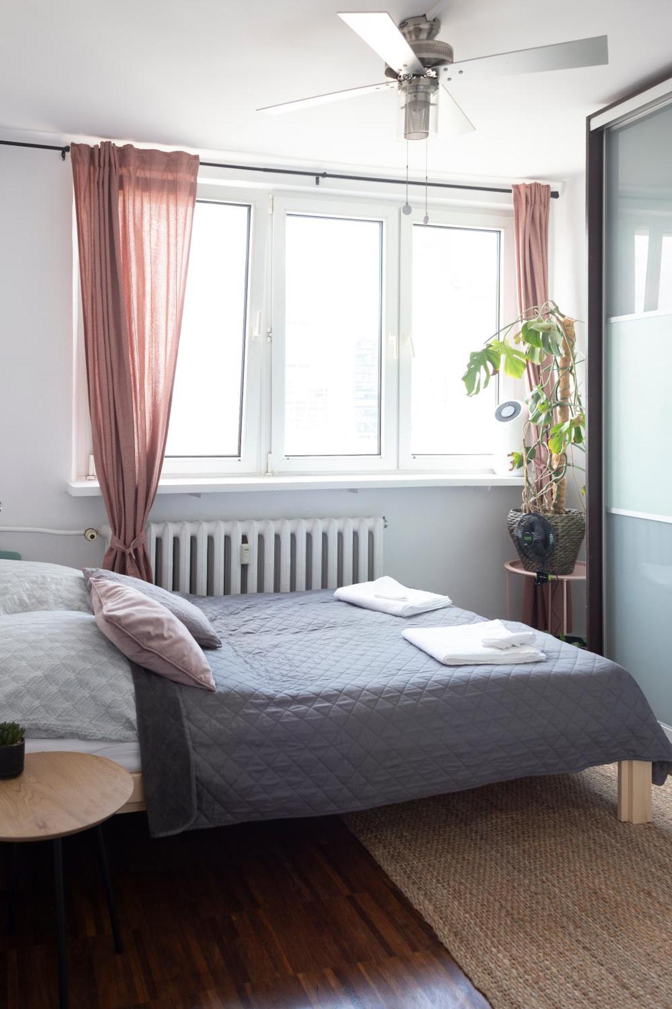 Iron Sunset Apartment Warsawa Bagian luar foto