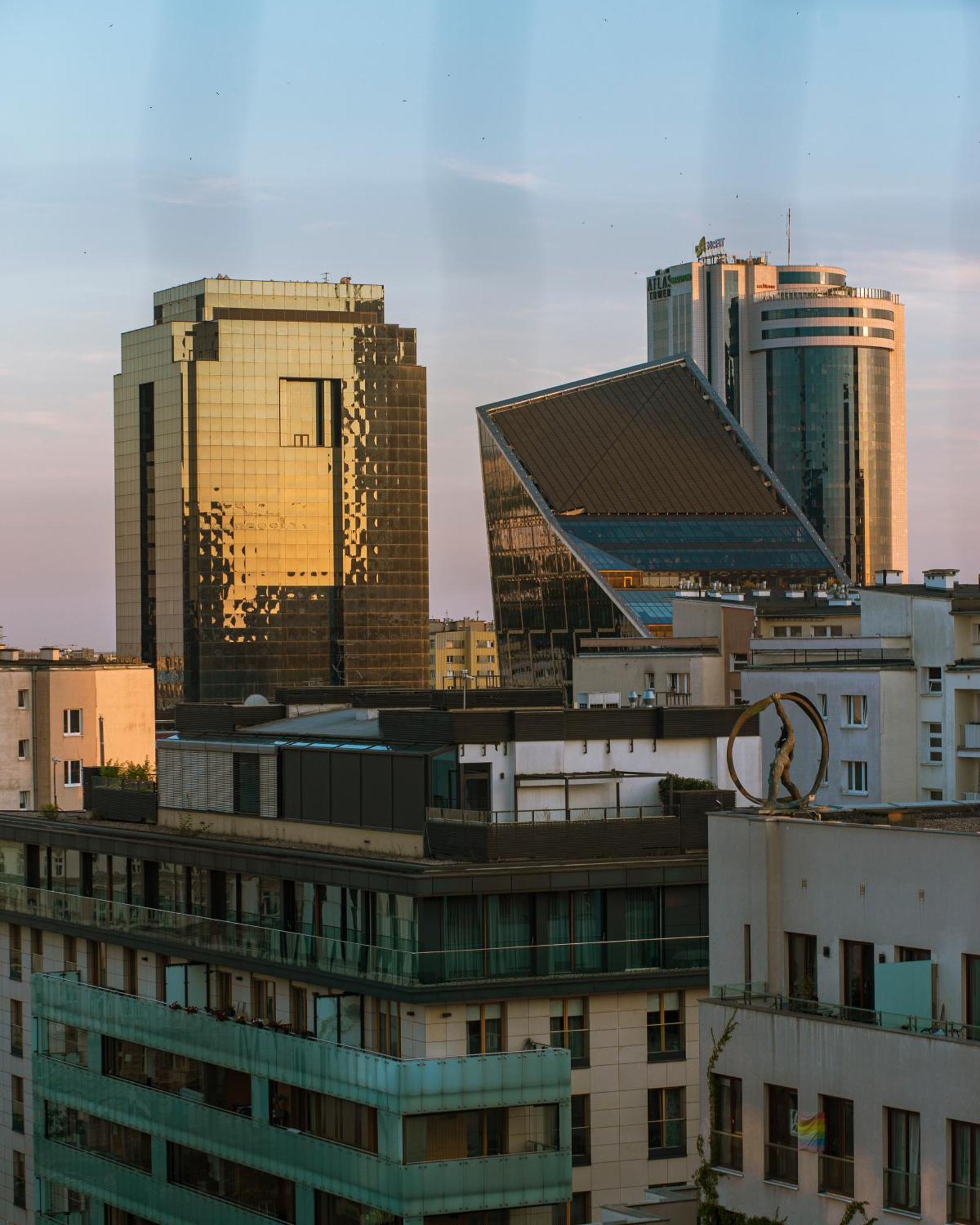 Iron Sunset Apartment Warsawa Bagian luar foto
